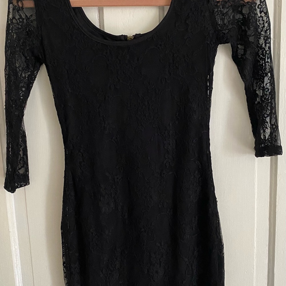 Elegant Black Lace Dress